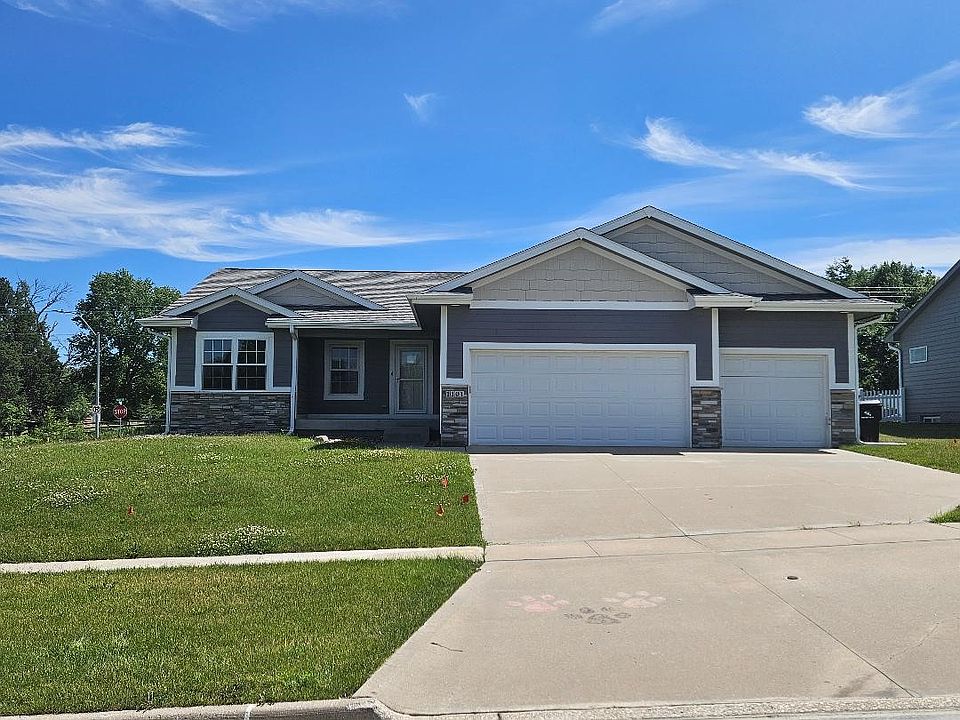 1st image of 1101 Hunter Ct