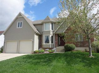 1607 Roanoke Dr, Warrensburg, MO 64093
