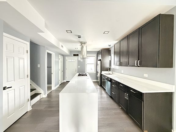 2nd image of 2729 N Campbell Ave #1C