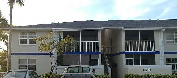 1520 SE Royal Green Cir #K203 — Photo 1