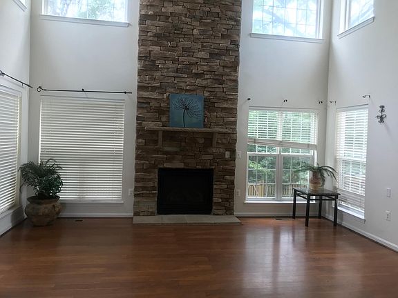 4th image of 8452 Hessian Hill Ct