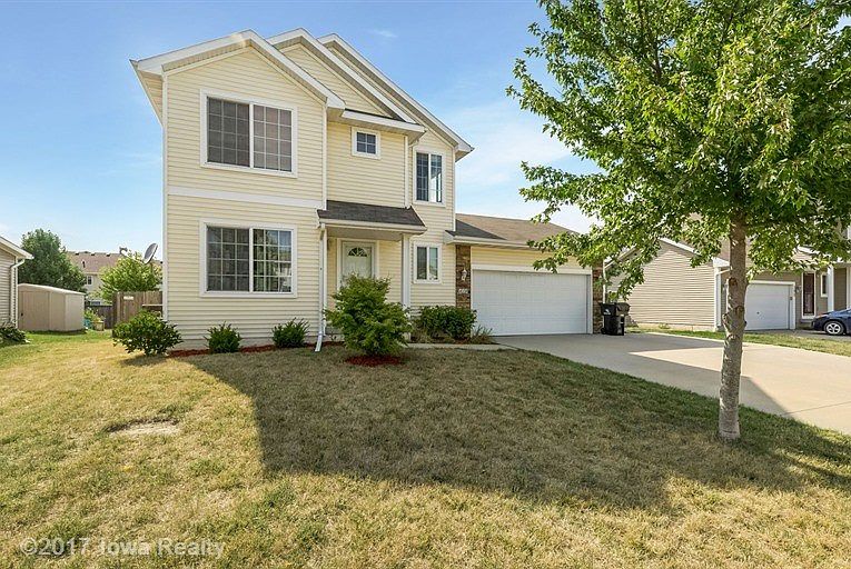 1st image of 410 SE Carefree Ln