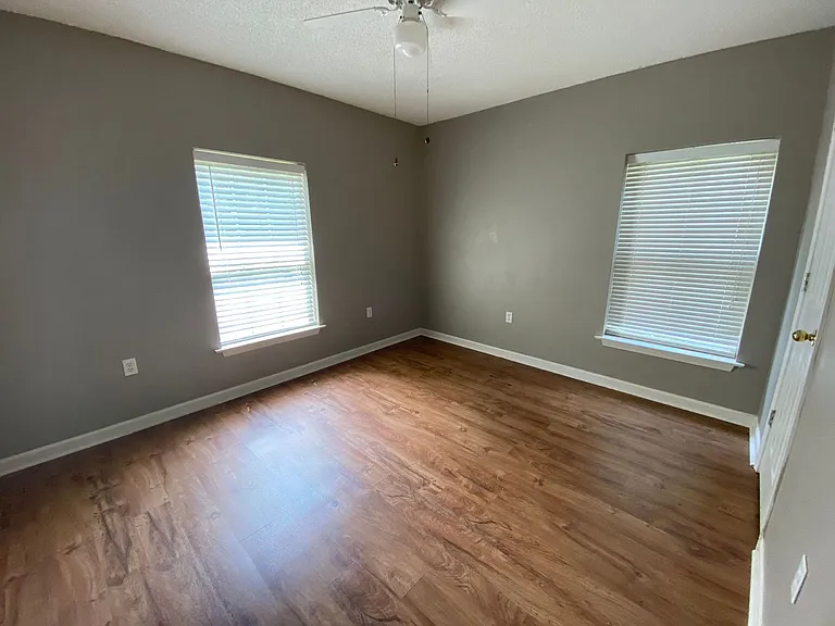 119 White Ave — Photo 6