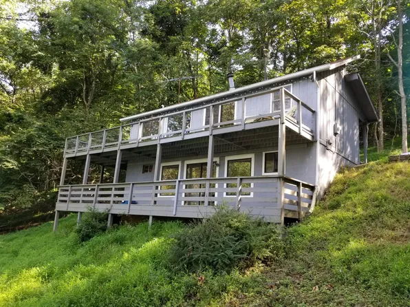 307 Lazy Livin Ln, Front Royal, VA 22630