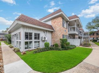 2250 Bering Dr APT 101, Houston, TX 77057