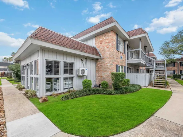 2250 Bering Dr APT 101, Houston, TX 77057