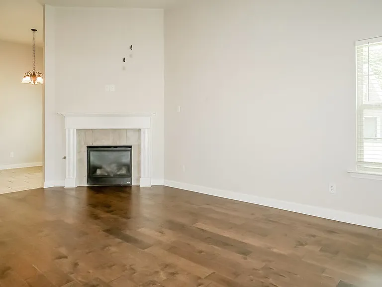 8047 Switzer Dr — Photo 5