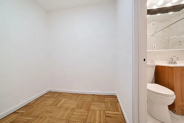 Rented by Halstead Real Estate | media 28