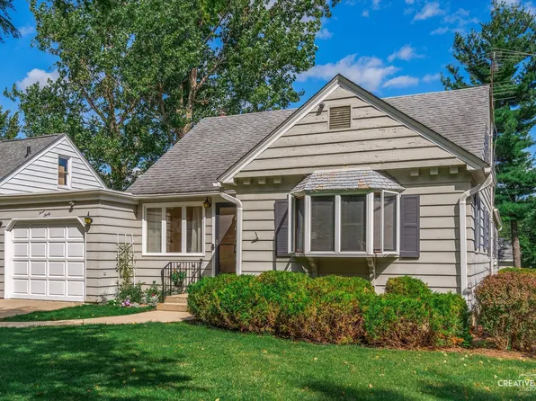 330 Ingleside Ave, Aurora, IL 60506