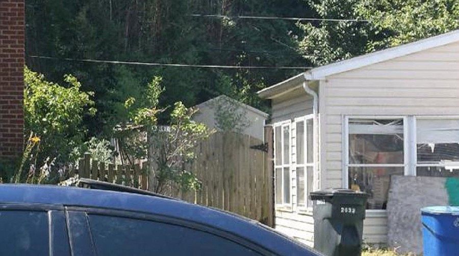2nd image of 2119 Gaylawn Dr