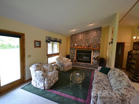 2nd image of 5315 Pinecrest Dr