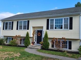 957 Stonegate Lndg, Dighton, MA 02715