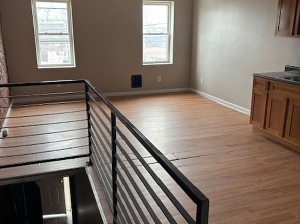 3178 Amber St Floor 2