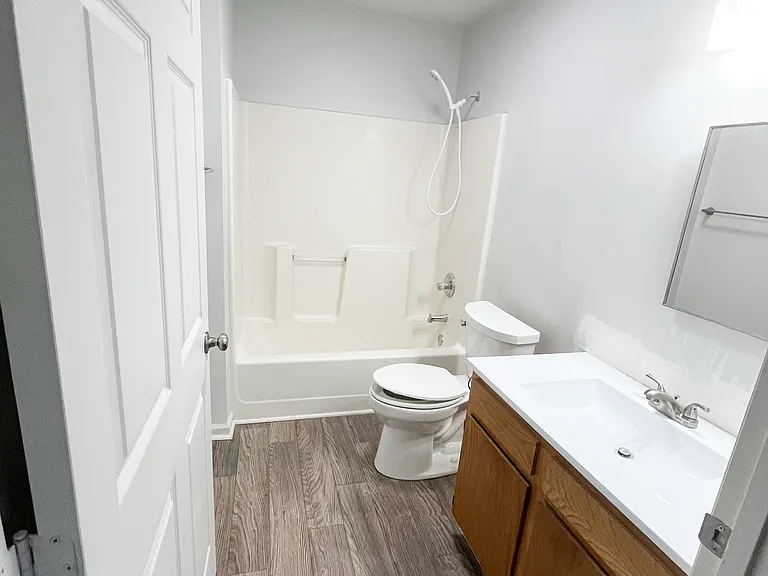 Ridge View Apartments — Photo 12