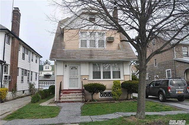 1st image of 10117 221st St