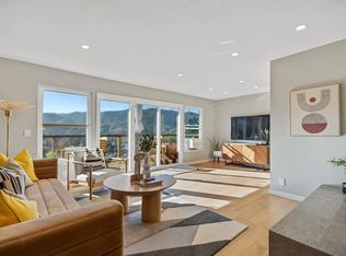 1022 Grand Teton Dr, Pacifica, CA 94044