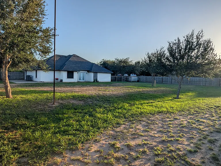 10520 Wolf Creek Ave — Photo 17