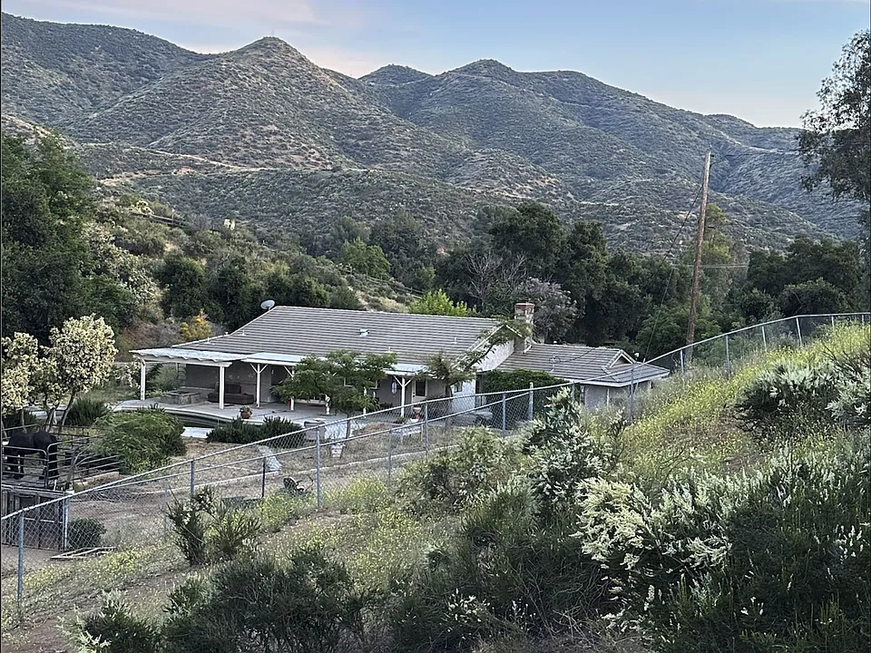 Sierra Hwy