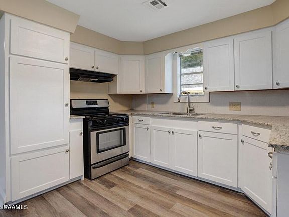 5th image of 706 7th St