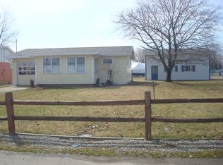 5572 E Helmsman Dr, Port Clinton, OH