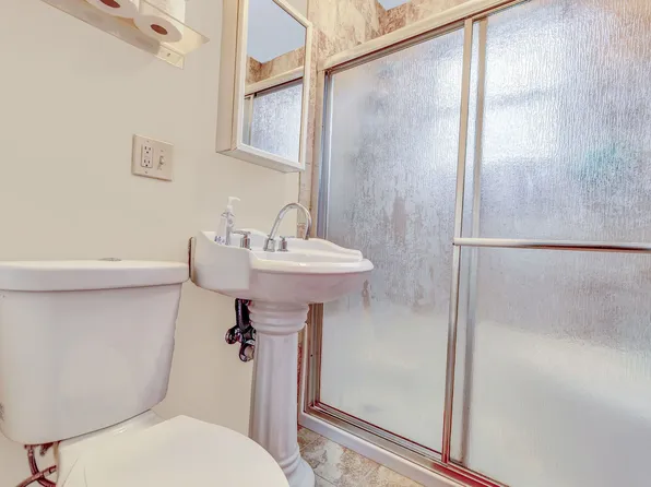 224 Bank Ave, Cincinnati, OH 45217