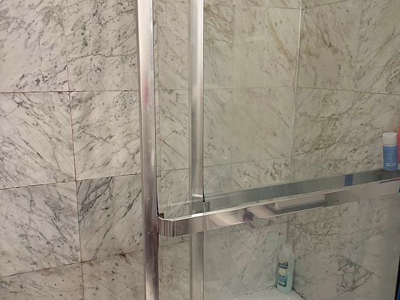 4th image of 428 E 77th St APT 3A