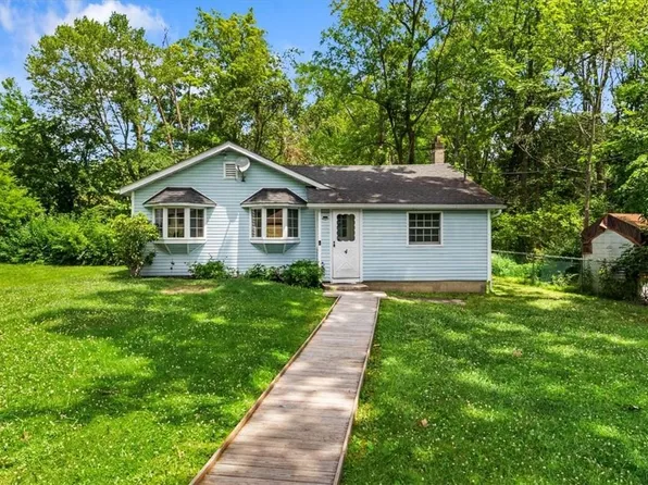 4 Dellworth Drive, Yorktown Heights, NY 10598