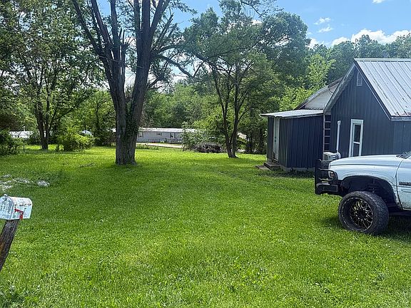 2nd image of 311 Greentown Rd