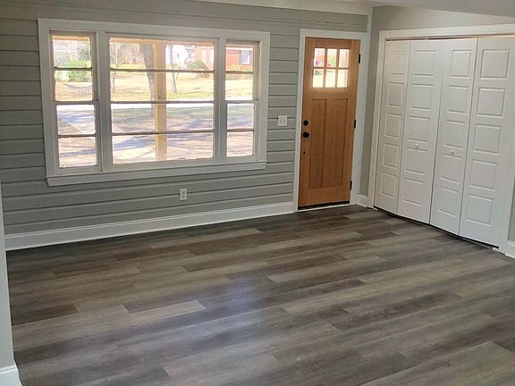 5th image of 352 Bowden Dr