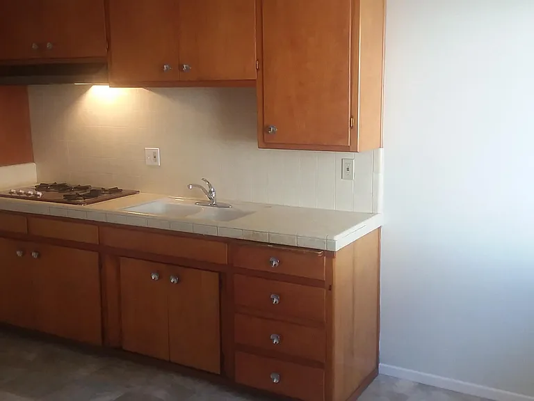 7424 Magnolia Ave #C — Photo 6