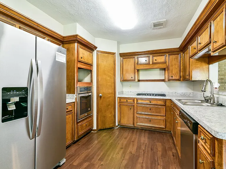 15022 Mulberry Meadows Dr — Photo 7
