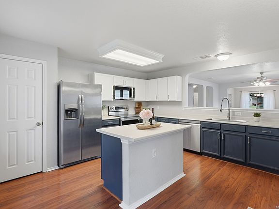 3rd image of 11015 FOREST PASS CT