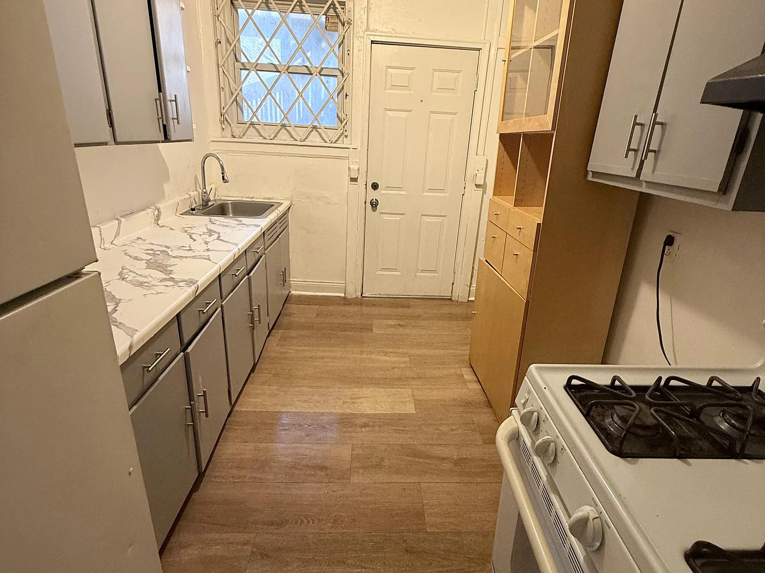 7801 S Phillips Ave — Photo 4