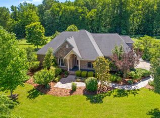 3693 Glen Raven Rd, Cedar Hill, TN 37032