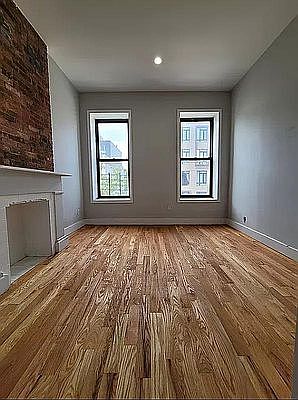 4th image of 1175 Bedford Ave APT 2