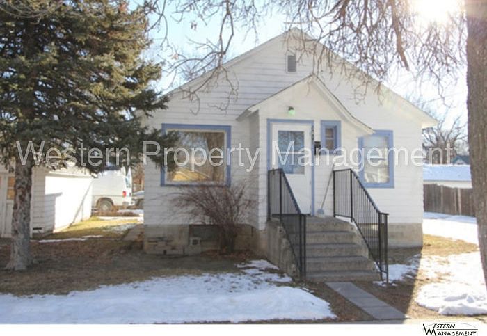 1st image of 3812 4th Ave S