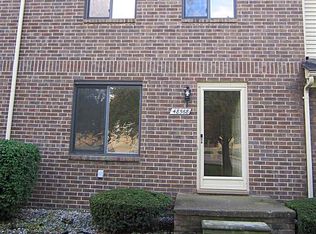 48568 Sugarbush Rd, Chesterfield, MI 48047