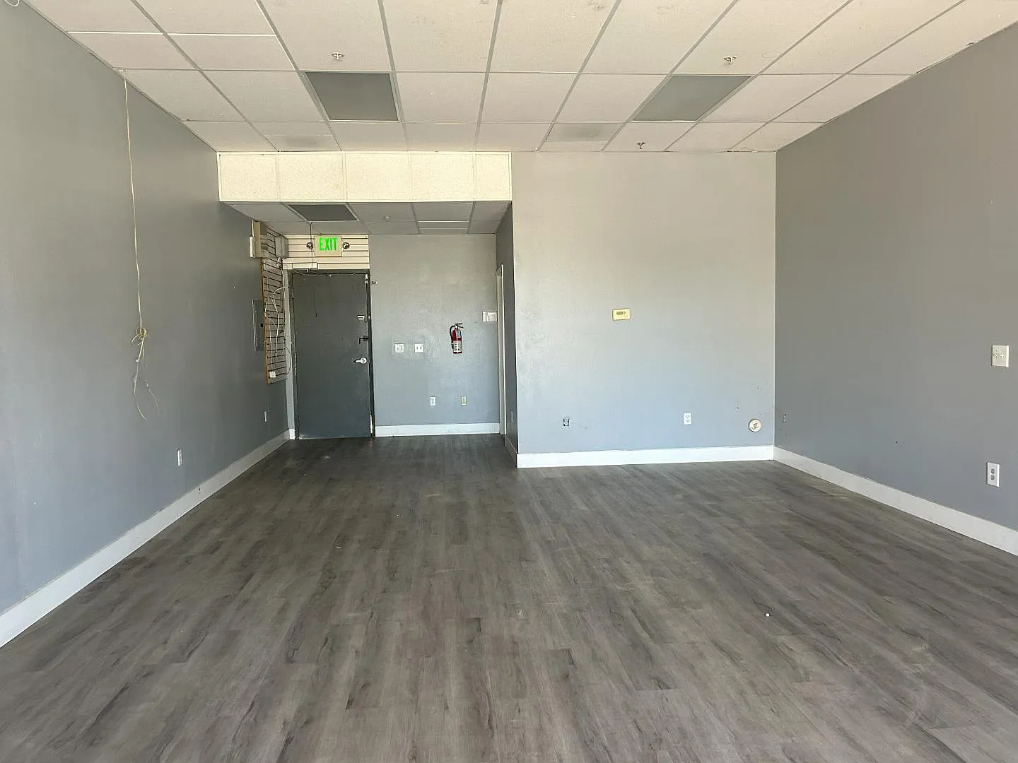 520 W Tennyson Rd - Vacant — Photo 3