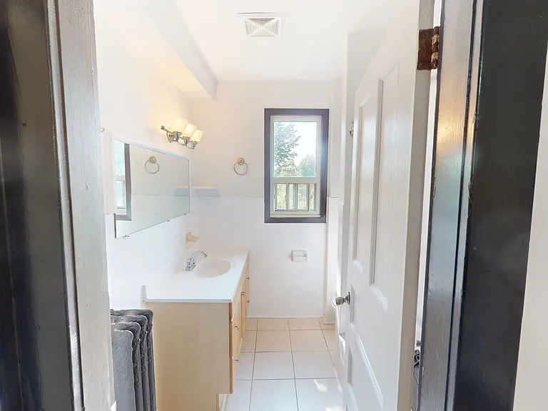 53 Hepbourne St #2 — Photo 7