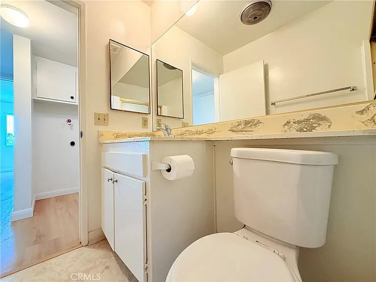 1301 S Atlantic Blvd #B424 — Photo 29