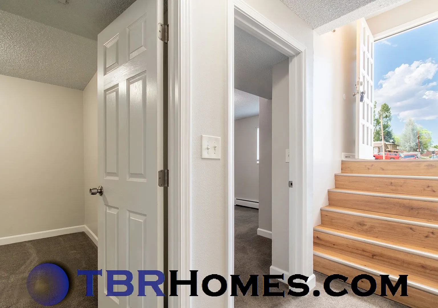 8656 W 62nd Pl — Photo 3
