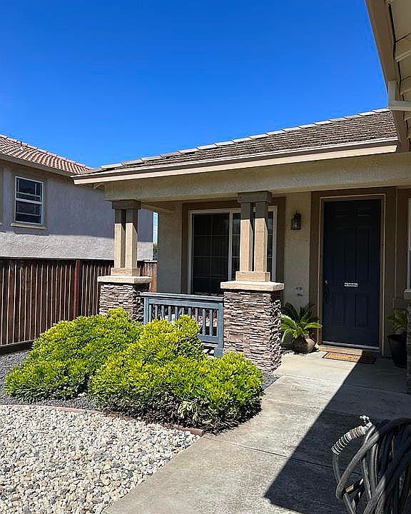1st image of 1107 Oakpoint Dr
