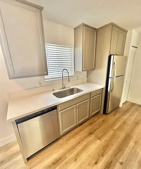 1490 Naranca Ave #6 — Photo 8