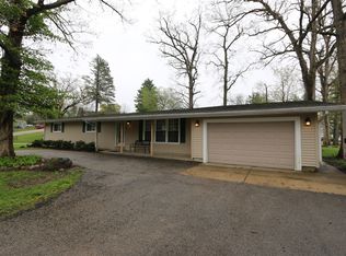 40413 102nd St, Genoa City, WI 53128