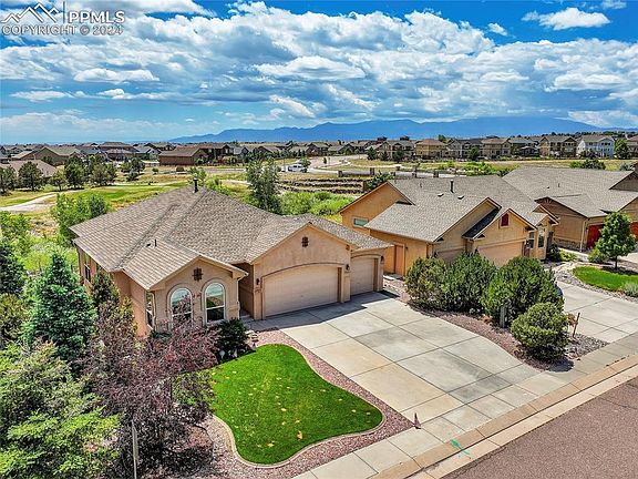2nd image of 9745 Kings Canyon Dr