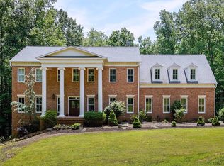 8309 Crestridge Rd, Fairfax Station, VA 22039