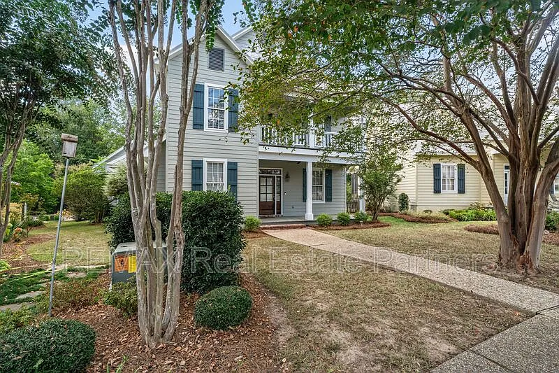 4 bed, 4.0 bath, 3000 sqft, $3,500 — Photo 3