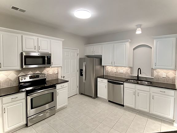 4th image of 14935 Santa Lucia Dr