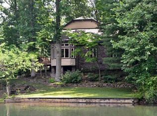 2212 E Windsor Ct, Martinsville, IN 46151