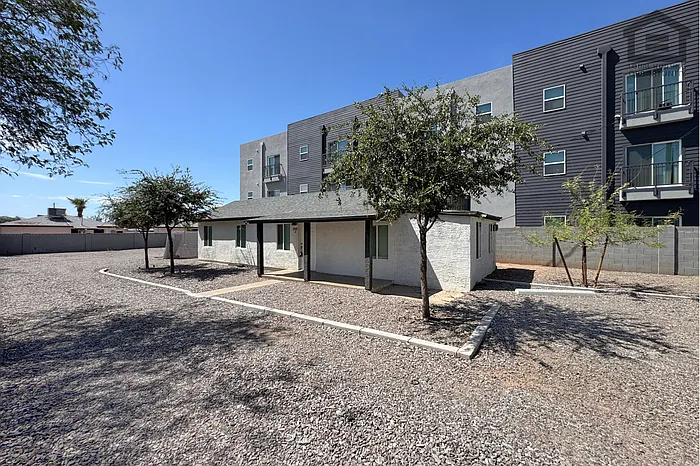 2 bed, 1.0 bath, 1000 sqft, $1,495 — Photo 4
